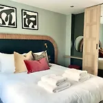 Prázdninový dům Barton Luxury 1 Of 2 Sleeps 6 Bristol
