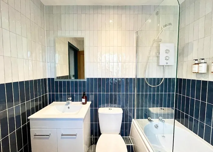 Barton Luxury 1 Of 2 Sleeps 6 Будинок відпочинку *