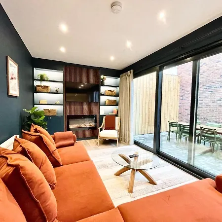 Barton Luxury 1 Of 2 Sleeps 6 Vakantiehuis *